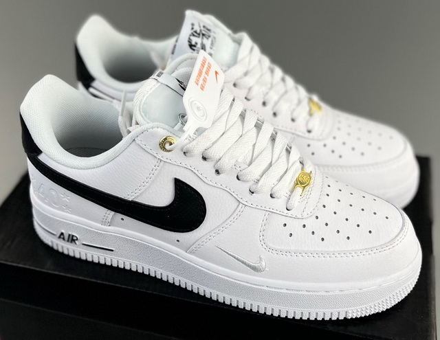 Nike Air Force Ones 068